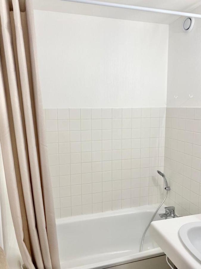 Saint-Martin-de-Ré Appartement Elegant Avec Vue Sur Le Port מראה חיצוני תמונה
